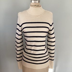 Banana Republic Navy Blue and White Striped Sweater Size Small